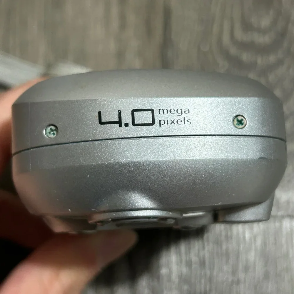 Kodak Digital Camera Silver EasyShare CD40 4.0MP Vintage Point and Shoot